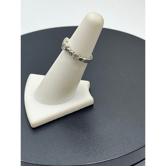 Judith Jack JJ 925 Sterling Silver CZ and Marcasite Stacking Band Ring
Size 5.5 - Picture 7 of 8